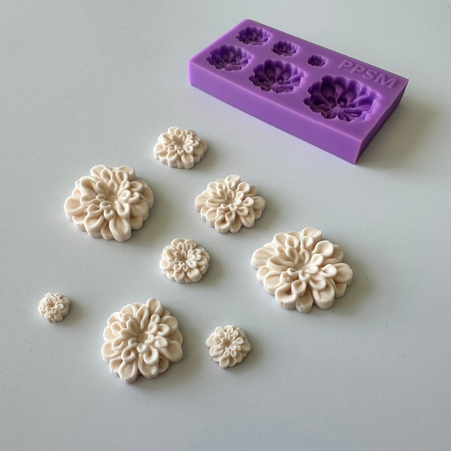 PPSM Silicone Baking Mould - Delightful Dahlias